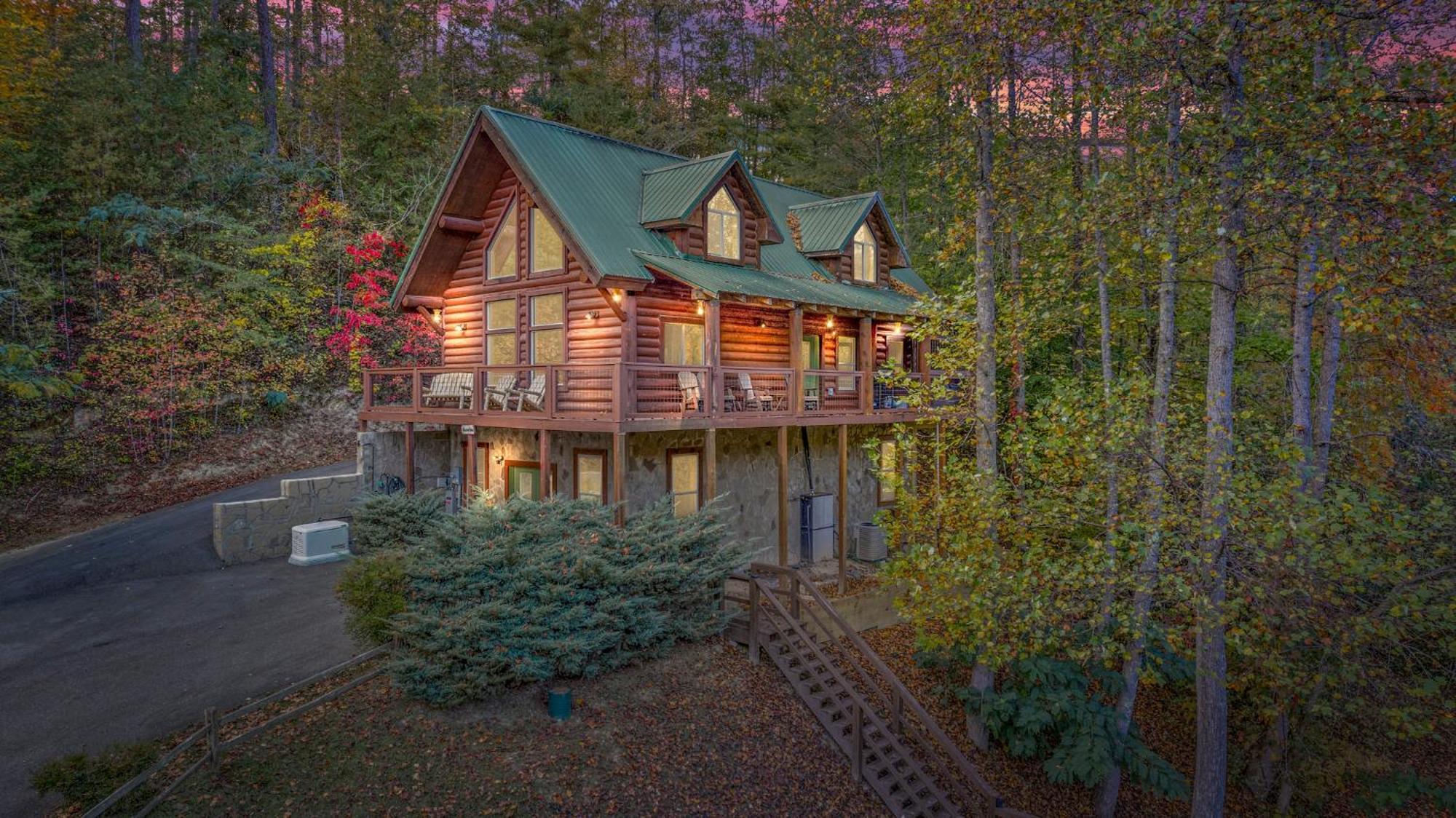 Relaxation Retreat - Pickleball Cabin - Wi-Fi, Fire Pit With Bar, Ev, Game Room, Hot Tub, Pool Access - Mins To Pf Sevierville Esterno foto