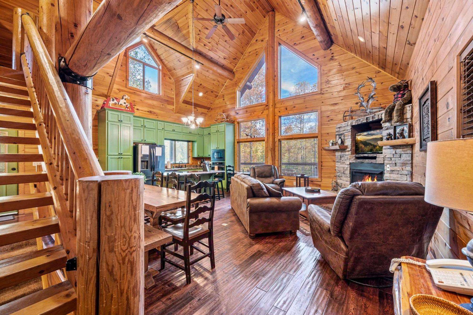 Relaxation Retreat - Pickleball Cabin - Wi-Fi, Fire Pit With Bar, Ev, Game Room, Hot Tub, Pool Access - Mins To Pf Sevierville Esterno foto