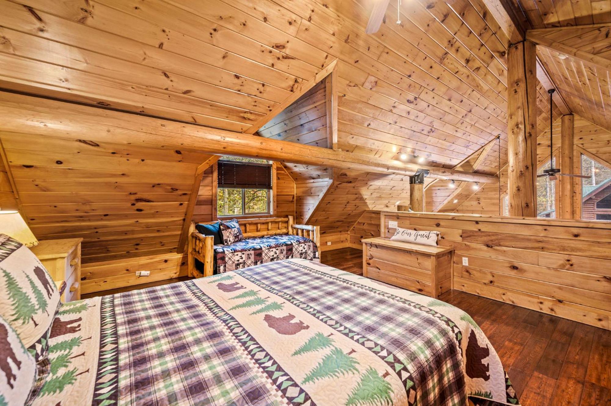 Relaxation Retreat - Pickleball Cabin - Wi-Fi, Fire Pit With Bar, Ev, Game Room, Hot Tub, Pool Access - Mins To Pf Sevierville Esterno foto